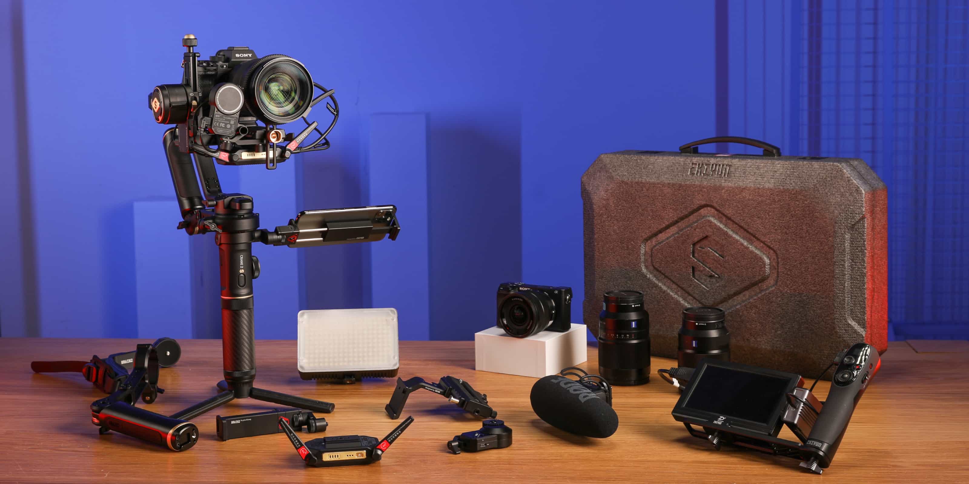 CRANE 2S - 3 Axis Handheld Gimbal Video Camera Stabilizer | ZHIYUN